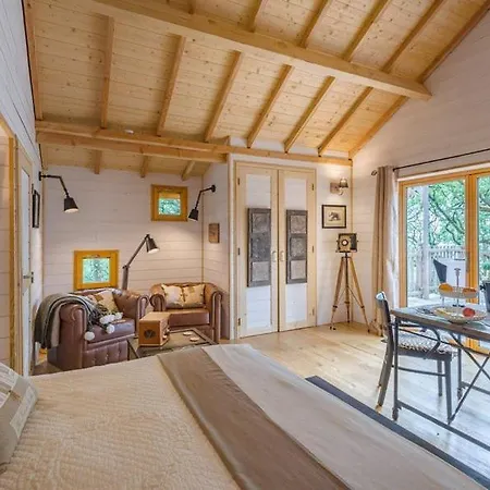Domaine De Pech Et Lafon Avec Privatif Dans Les Arbres Lodge *